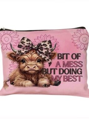 Cow A Bit of a Mess Makeup Bag NWOT